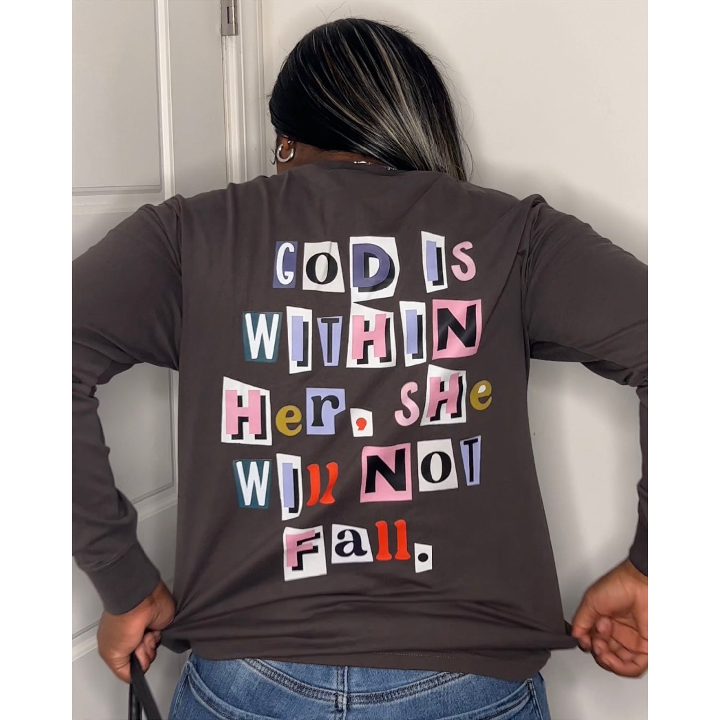 She Will Not Fall Gray T-Shirt